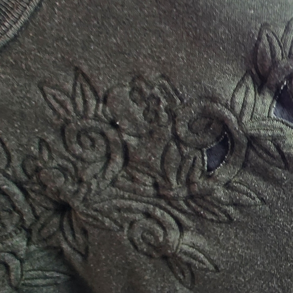 TORRID Floral/Skull Embroidered Design Crewneck Sweatshirt - Picture 7 of 13